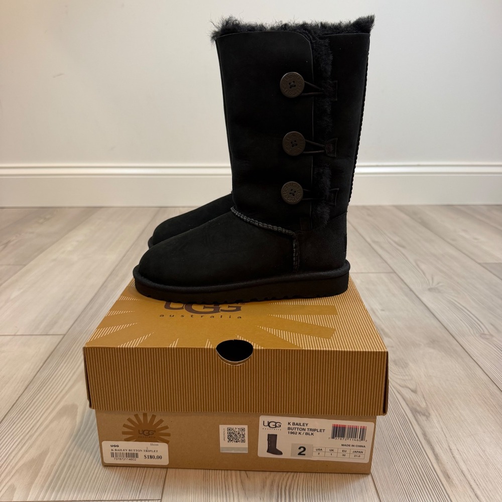 NEW UGG Australia Bailey Button Triplet Black Suede Tall Boots 1962 Kids Size 2